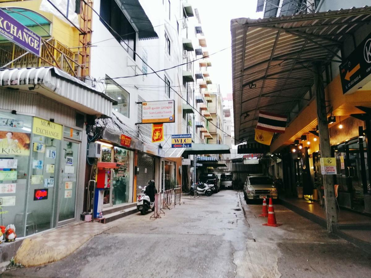 화이트 하우스 호스텔 방콕 외부 사진